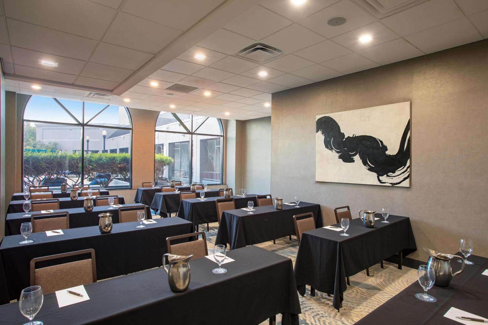 Sheraton Suites Columbus Worthington Exteriér fotografie